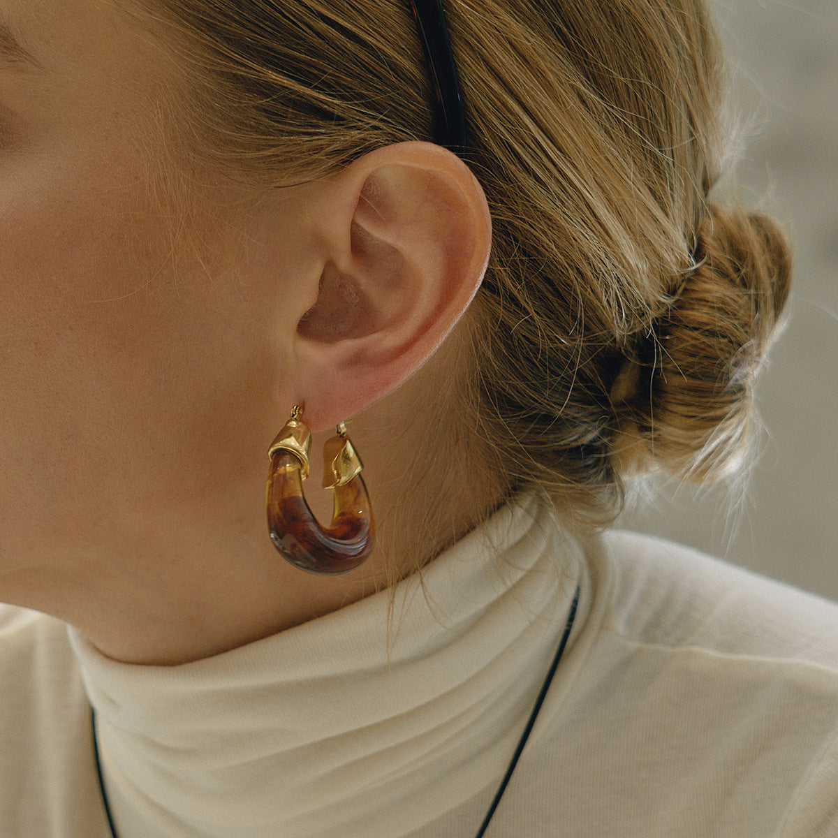 Pendientes de aro geométricos minimalistas de acero inoxidable para mujer con acabado chapado