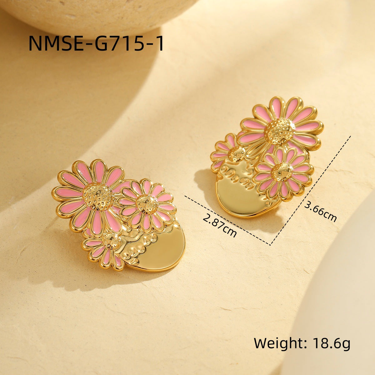 Fashionable Sunflower-Shaped Earrings in Titanium Steel with 18K Gold Plating for Women