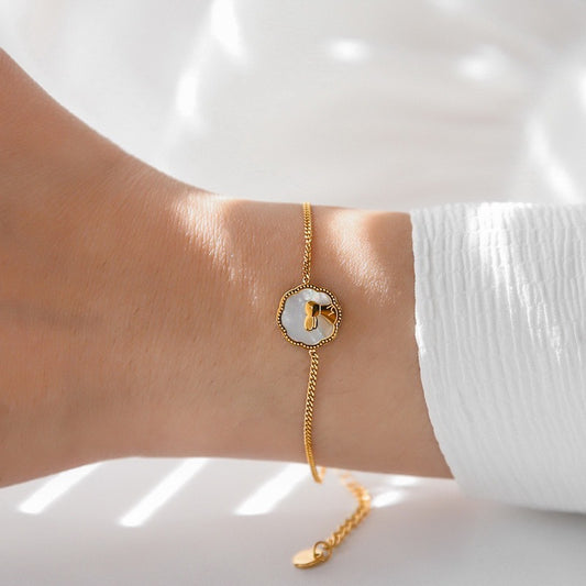 Minimalist Rabbit-Shaped Titanium Steel Bracelet with Plated Finish for Women and Unisex Wear