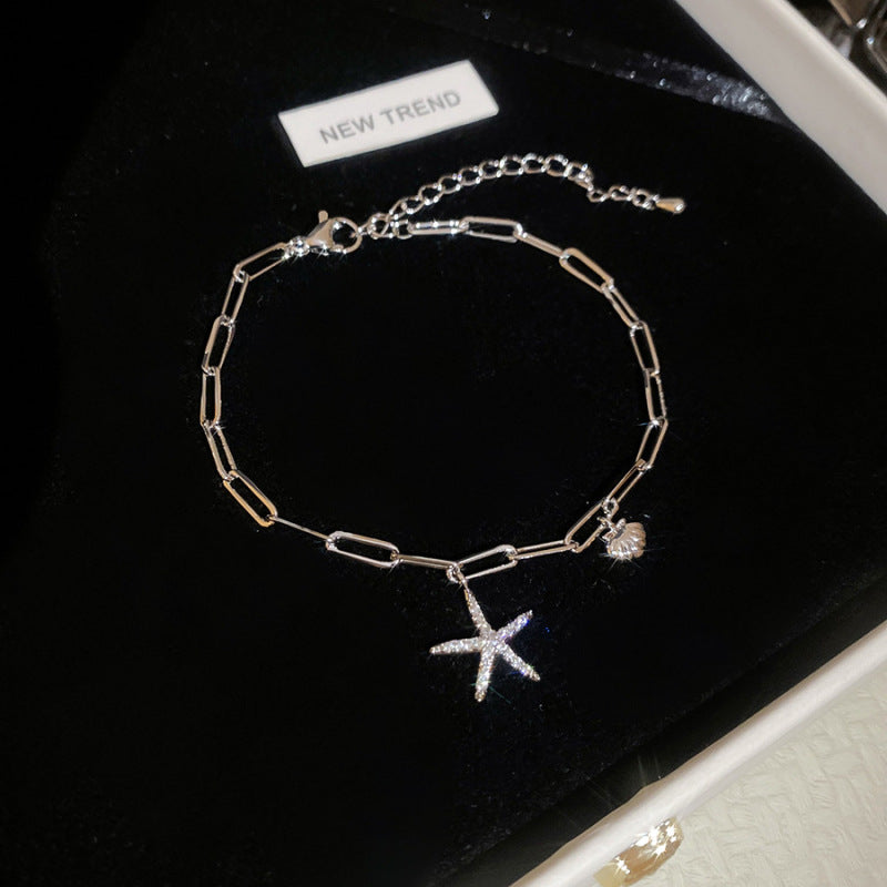 Luxury Elegant Geometric Round Cubic Zirconia Inlaid Brass Bracelet for Women