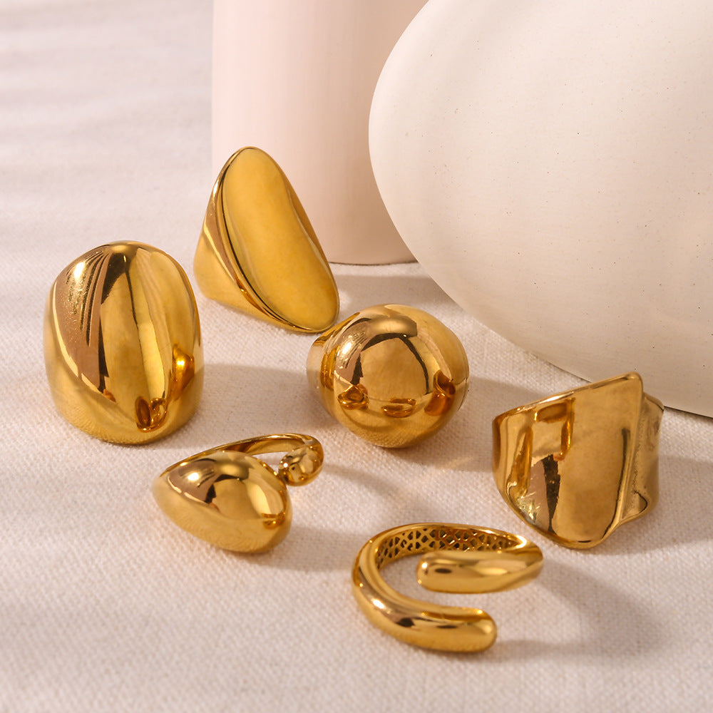 Anello Minimalista Geometrico in Acciaio al Titanio con Placcatura in Oro 18K Impermeabile Lucido di Alta Qualità per Donna e Uomo