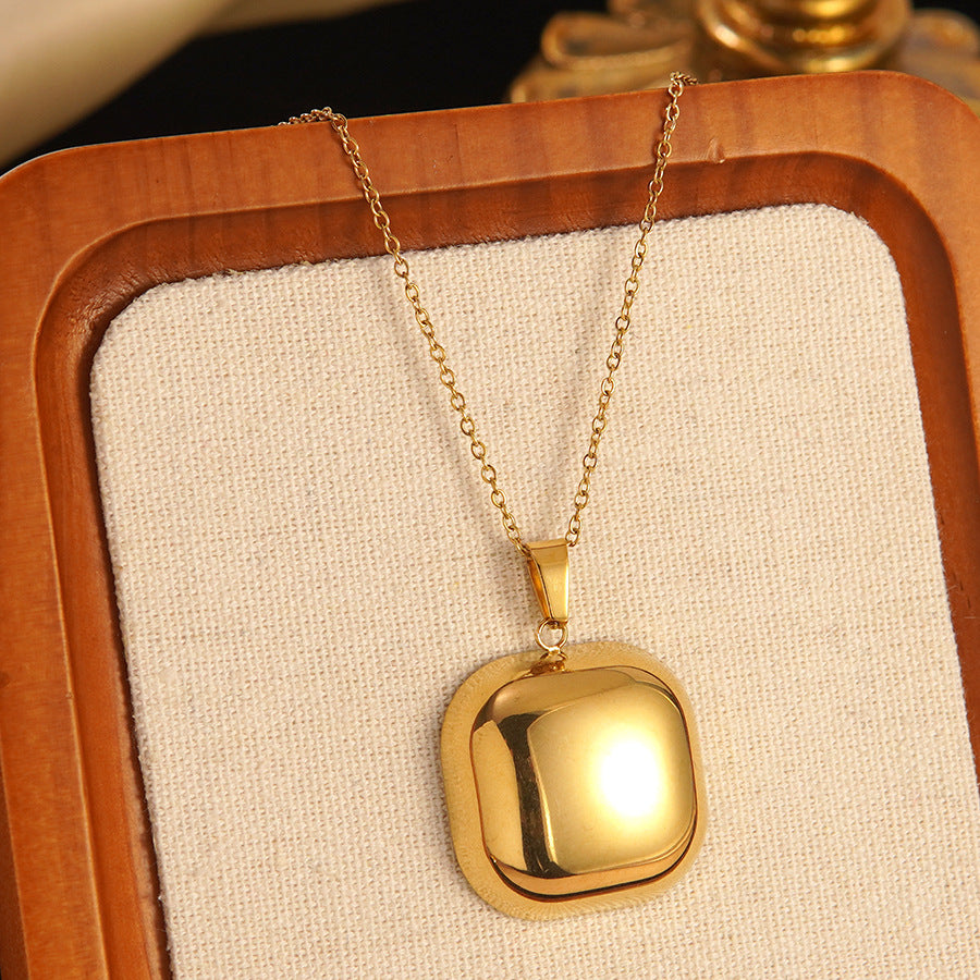 Set collana e orecchini a stella marina con fiocco conchiglia smaltato in acciaio inossidabile e titanio con catena a cavo per donna