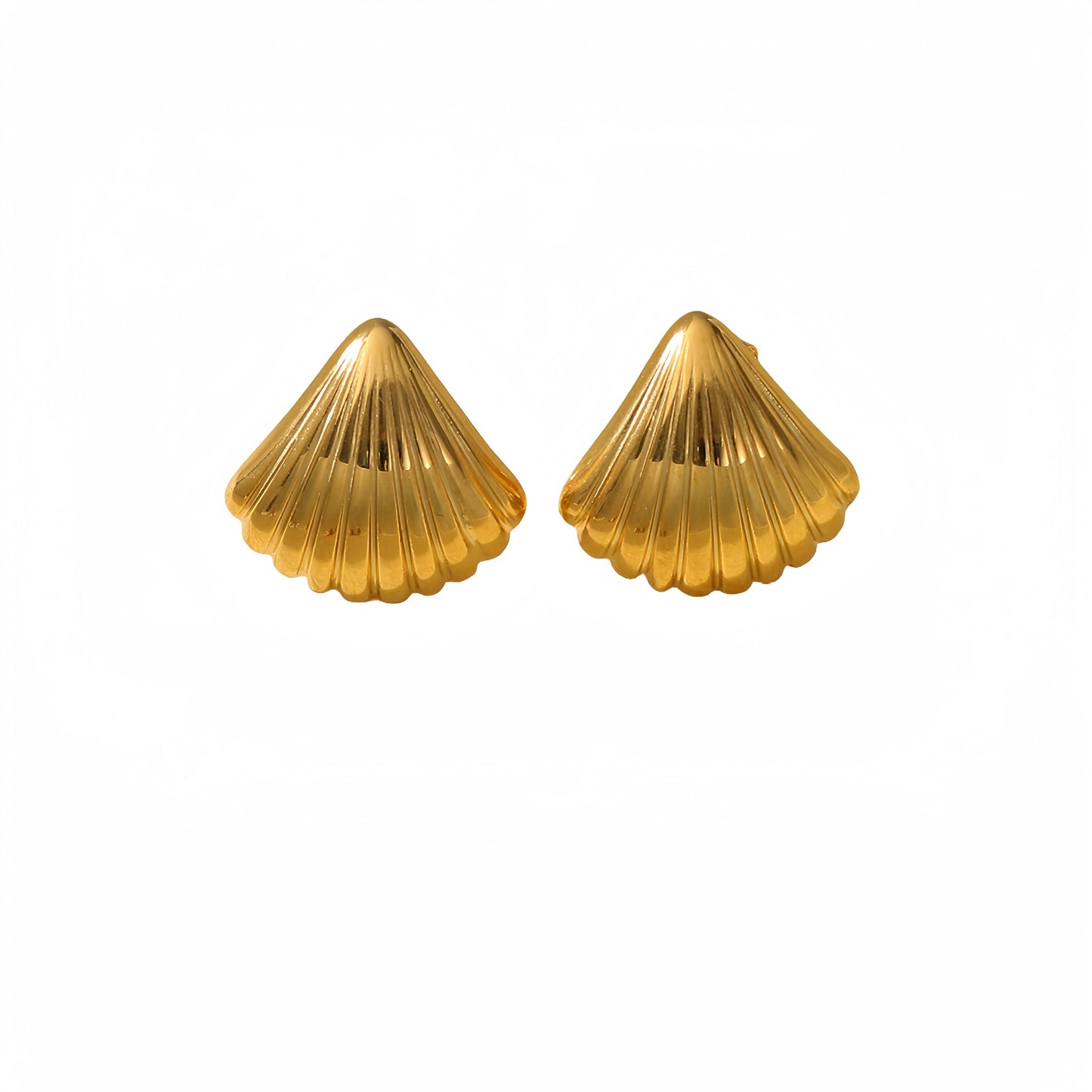 Orecchini da donna in acciaio al titanio a forma di conchiglia smerlata stile vintage con finitura galvanica