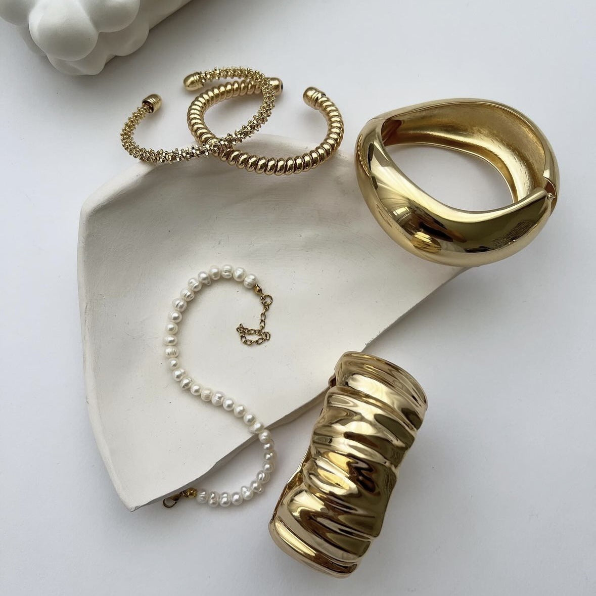 Fashion Geometric Teardrop Polished Plated Alloy Cuff Bracelet