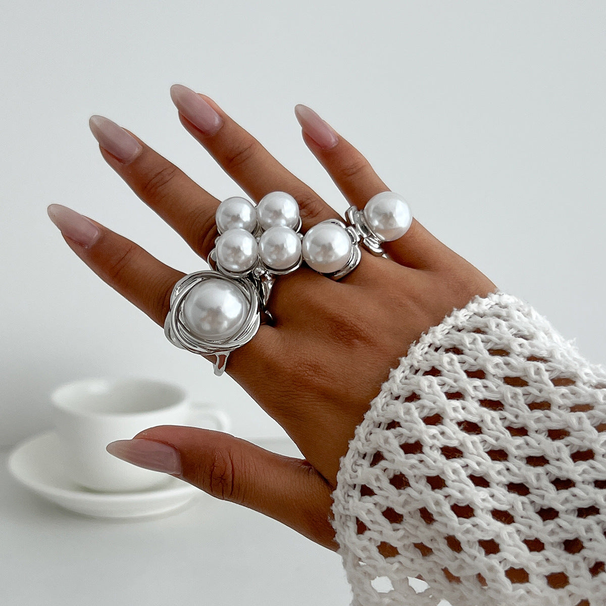Vintage Geometric Hollow Imitation Pearl Plated Alloy Ring Set for Women