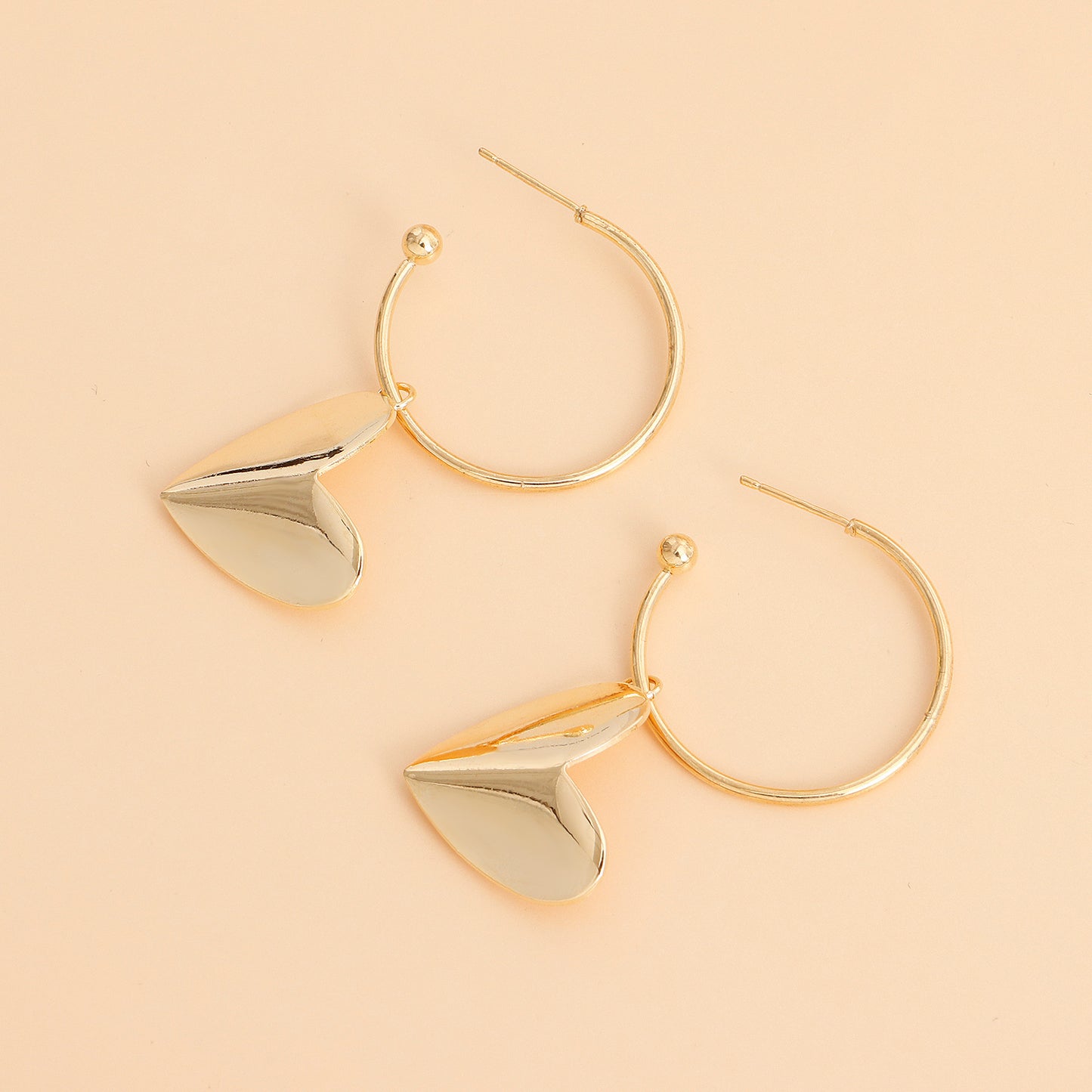 Geometric Large Hoop Heart Pendant Earrings for Women Alloy Electroplated Fashion Jewelry