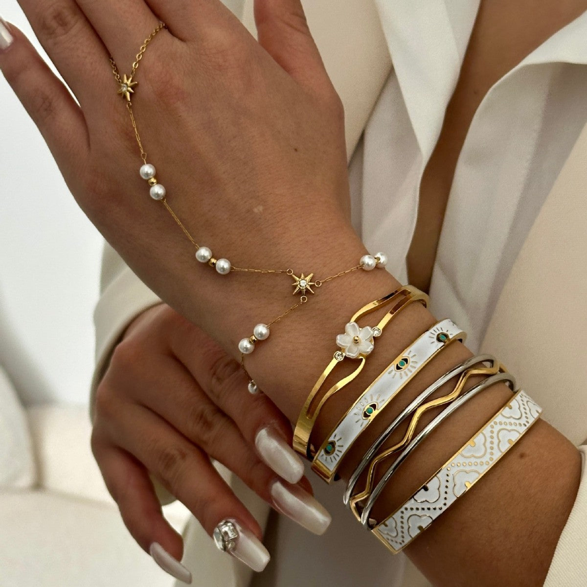 Elegante Bracciale a Maglie con Perle e Stella in Acciaio Inossidabile Placcato da Donna