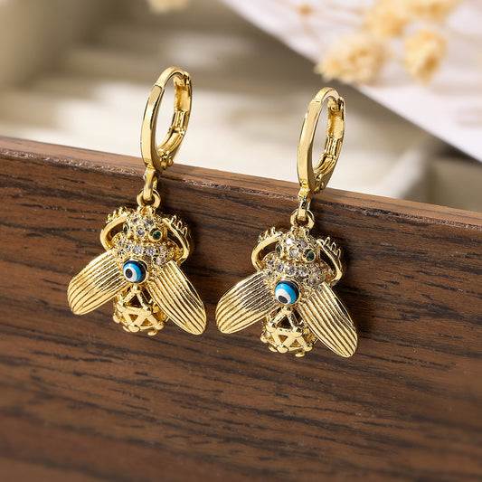 Pendientes de Cobre Minimalistas con Forma de Abeja y Tortuga con Baño de Oro y Detalle de Ojo Esmaltado para Mujer