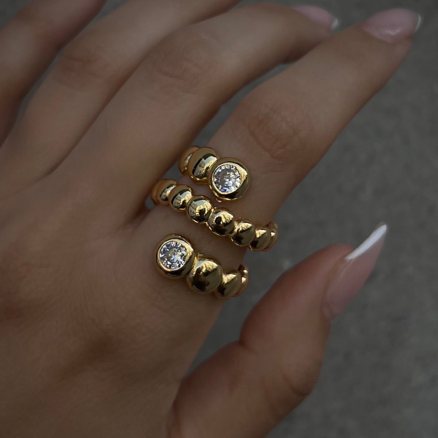Anello Minimalista Geometrico Placcato Acciaio Inossidabile con Strass Unisex