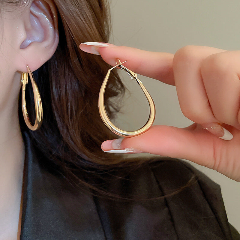 Eleganti orecchini a cerchio geometrici da donna in lega di zinco con finitura galvanica