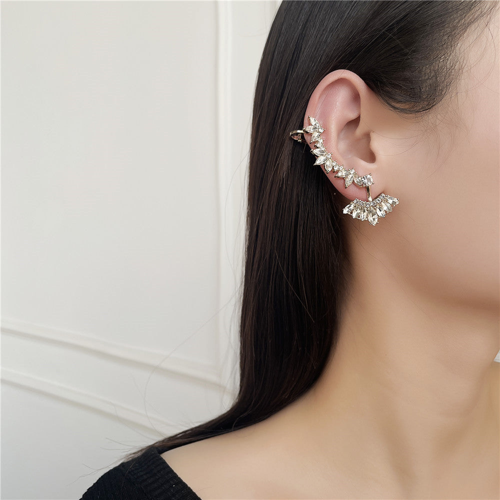 Minimalist Sweet Geometric Alloy Plated Rhinestone Ear Cuff for Women