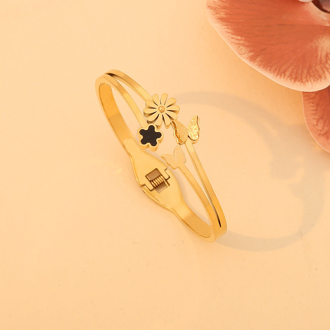 Fashionable Floral Heart Butterfly Stainless Steel Bracelet with Plated Finish for Women