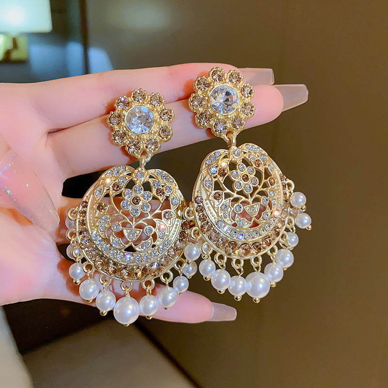Vintage-Style Dripping Water Drop and Geometric Earrings in Alloy with Rhinestone Inlay for Women