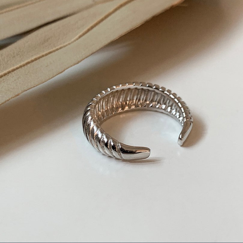 Minimalist 925 Sterling Silver Heart Striped Ring for Women