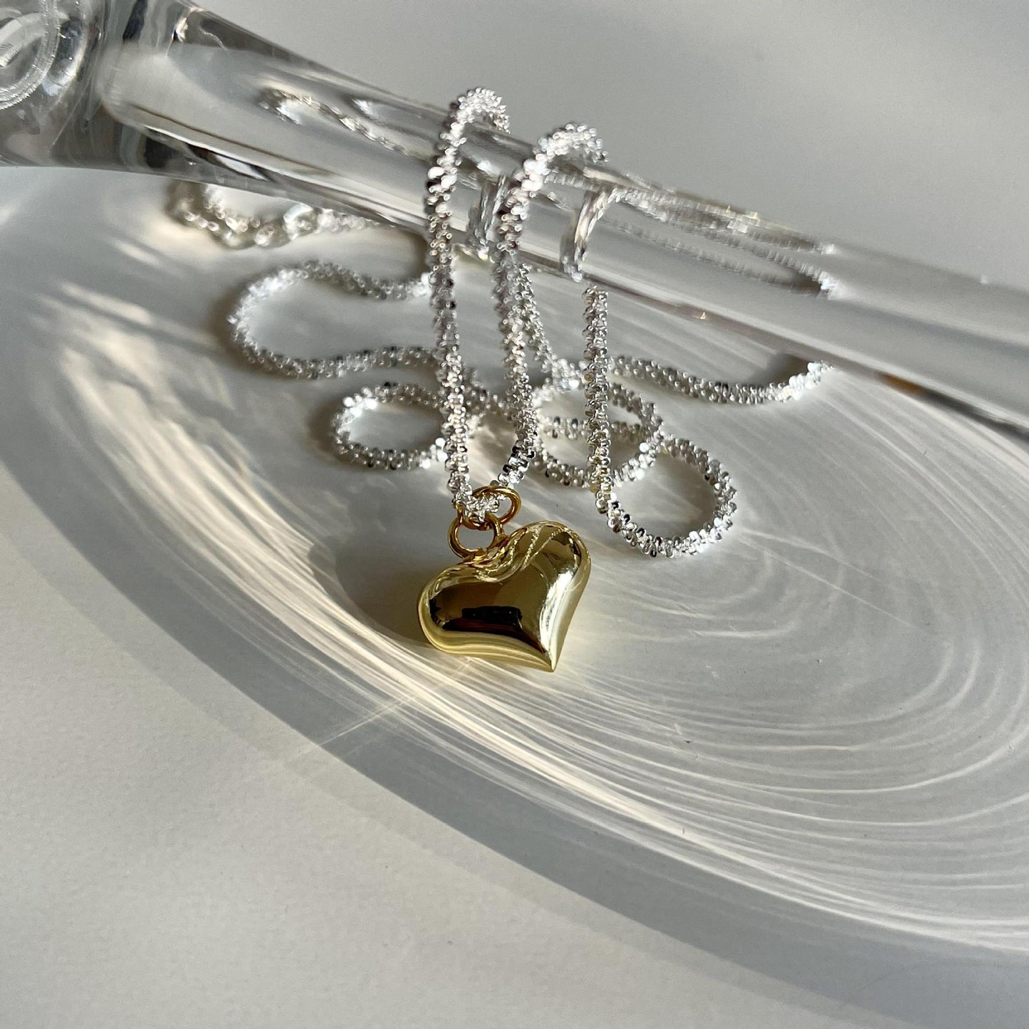 Collana con Ciondolo a Cuore Geometrico in Argento Sterling 925 con Catena a Sfera