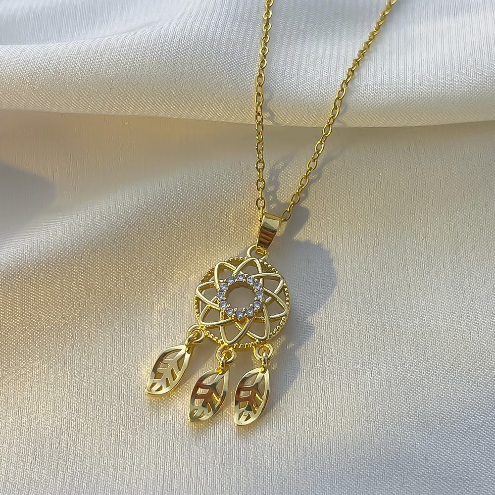 Original Design Irregular Feather Dreamcatcher Pendant Necklace for Women in Titanium Steel with Gold Plating