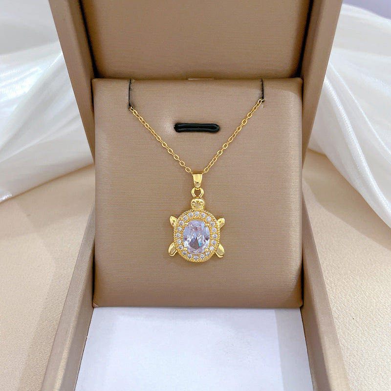 Collana con ciondolo a tartaruga minimalista da donna e uomo in acciaio inossidabile con catena a serpente, intarsi in strass e design geometrico