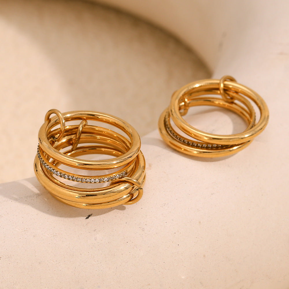 Anello in acciaio inossidabile geometrico creativo con placcatura in oro 18 carati e strass centrale da donna