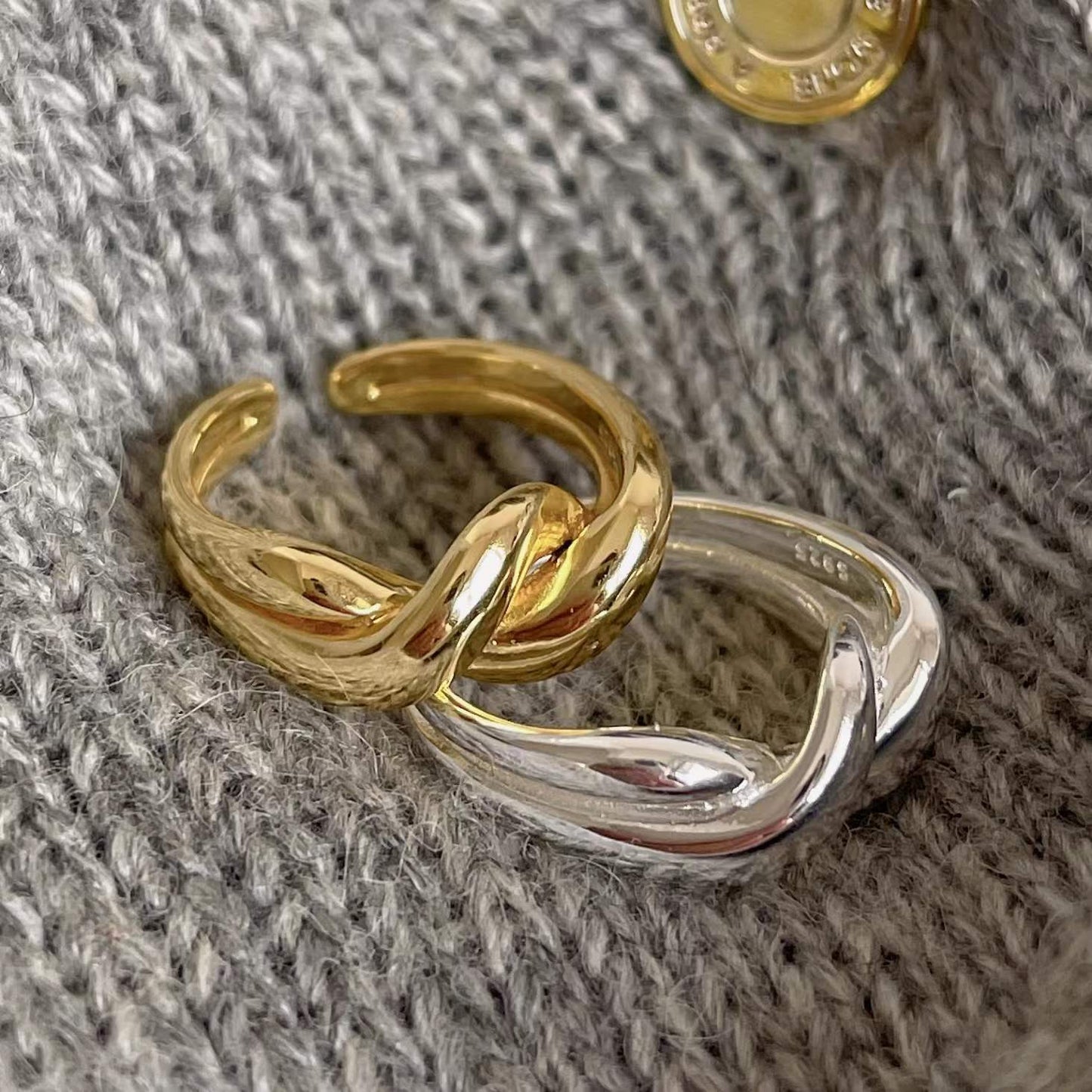 Minimalist Irregular Geometric Shape 925 Sterling Silver Ring for Women with Woven Texture