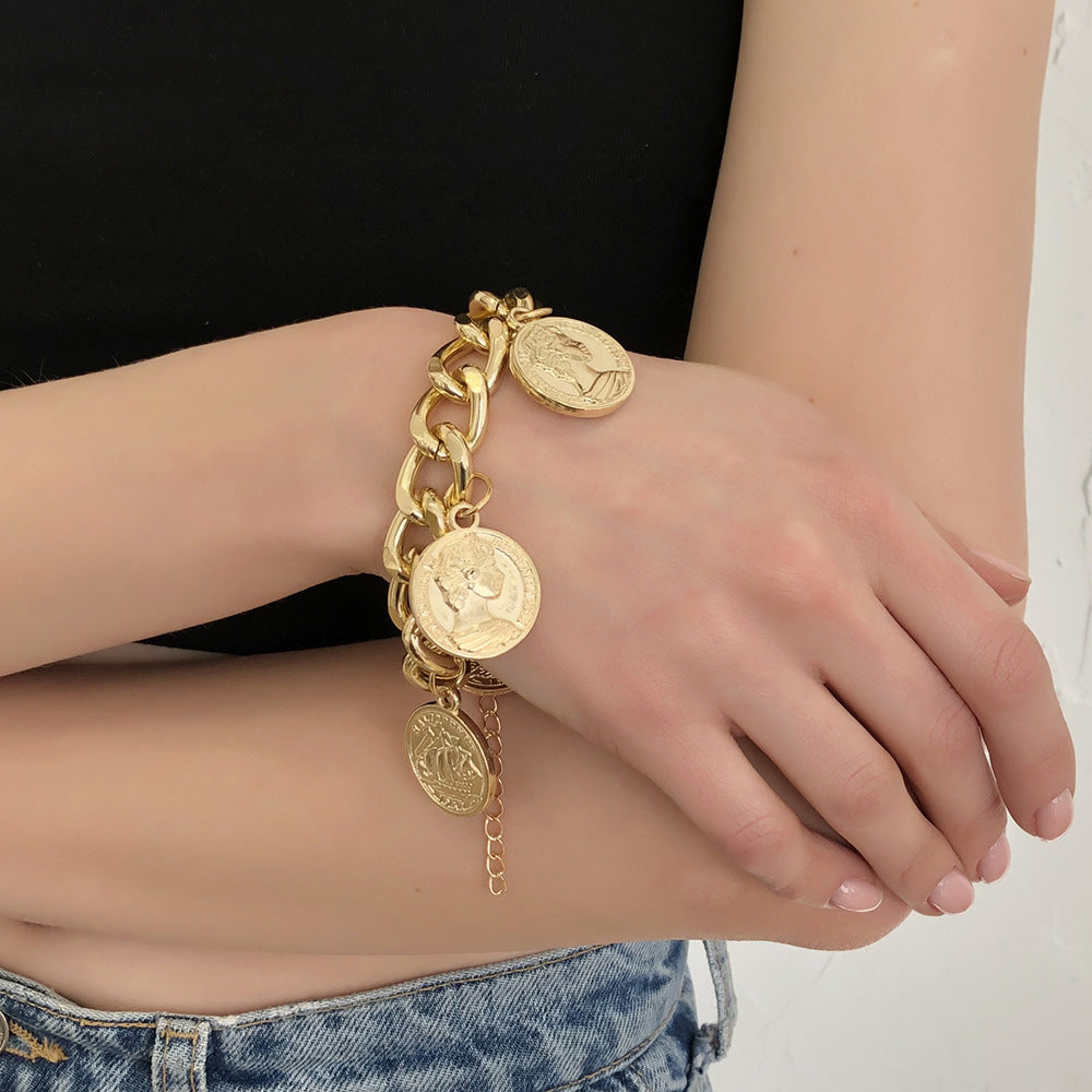 Pulsera de cadena en O geométrica dorada de varias capas para mujer, estilo dulce y moderno, pulsera de aleación chapada, joyería de moda para recuerdo de viaje