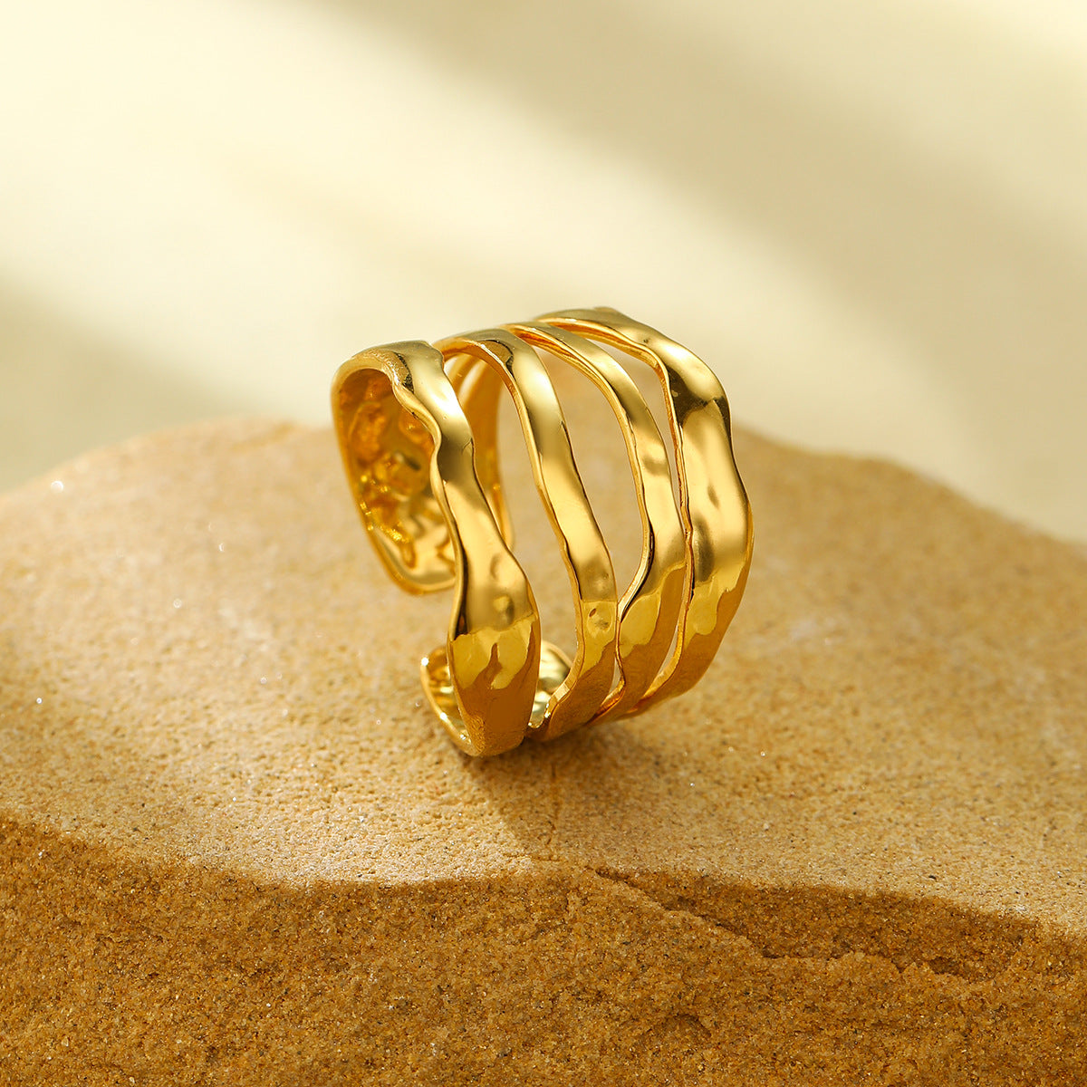 Anello regolabile geometrico irregolare minimalista da donna in acciaio inossidabile con finitura galvanizzata
