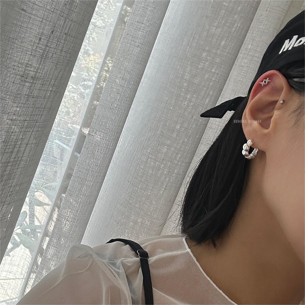 Pendientes de tuerca minimalistas en forma de estrella de plata de ley 925 con acabado chapado para mujer