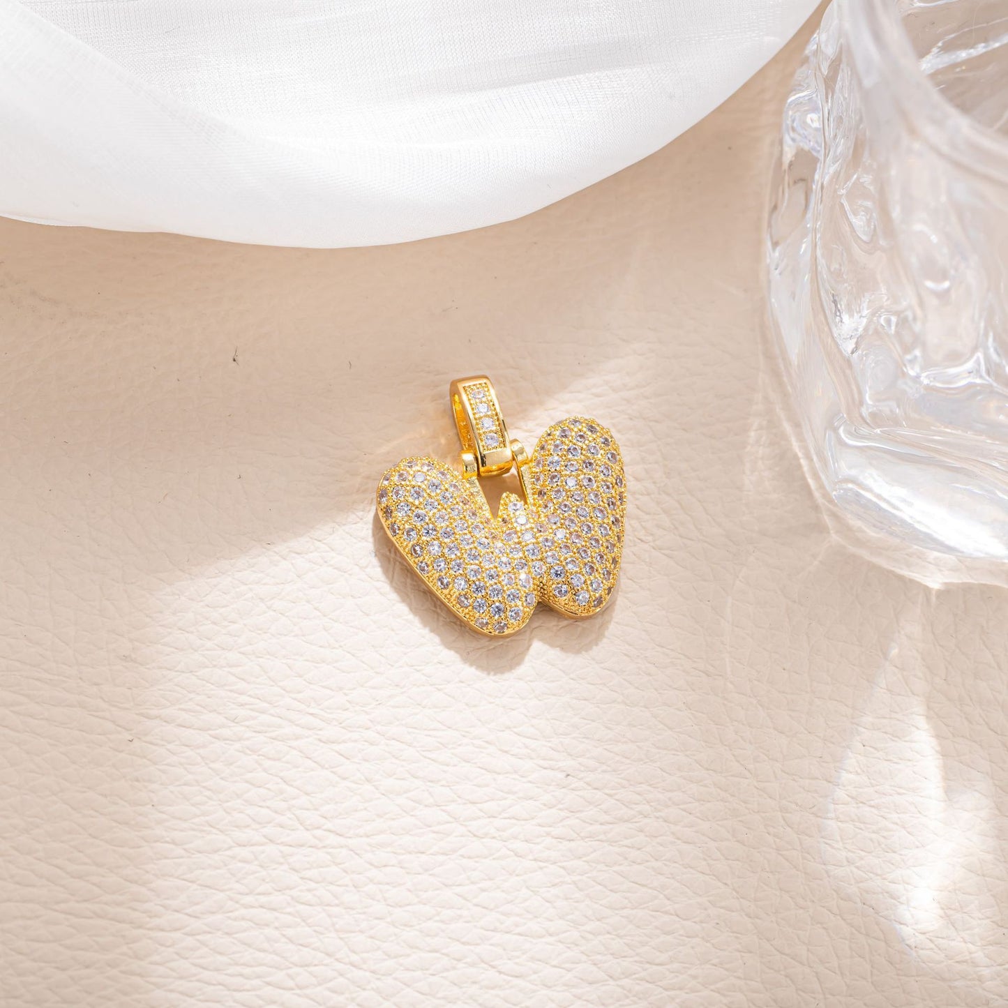 Minimalist Hip-hop Micro Inlaid Cubic Zirconia Letter Brass Pendant Necklace