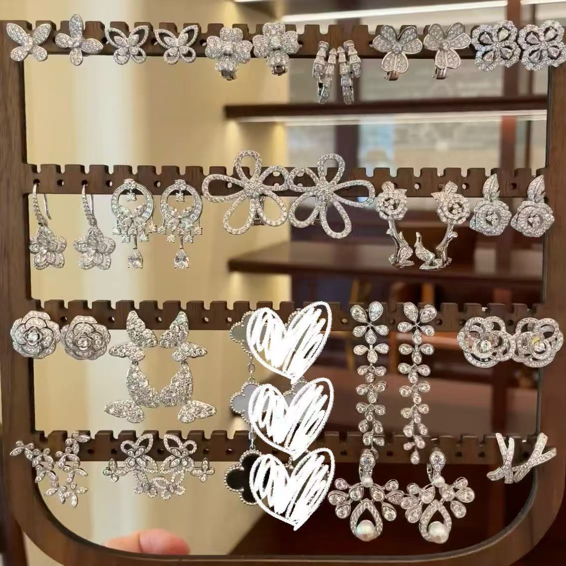Orecchini floreali minimalisti con perle, perno in argento sterling 925 e strass, da donna