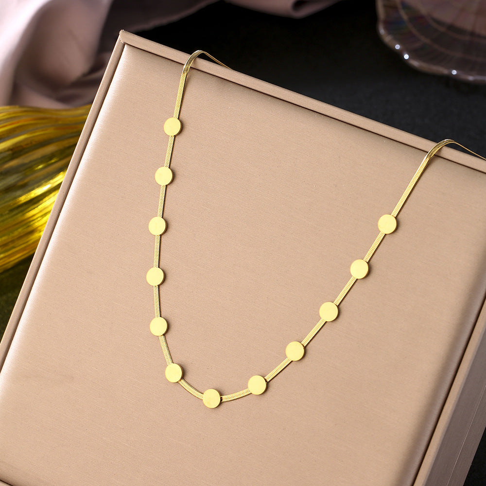 Collar de Cadena Serpiente de Acero de Titanio Geométrico de Moda para Mujer con Acabado Galvanizado y Diseño de Colgante Circular