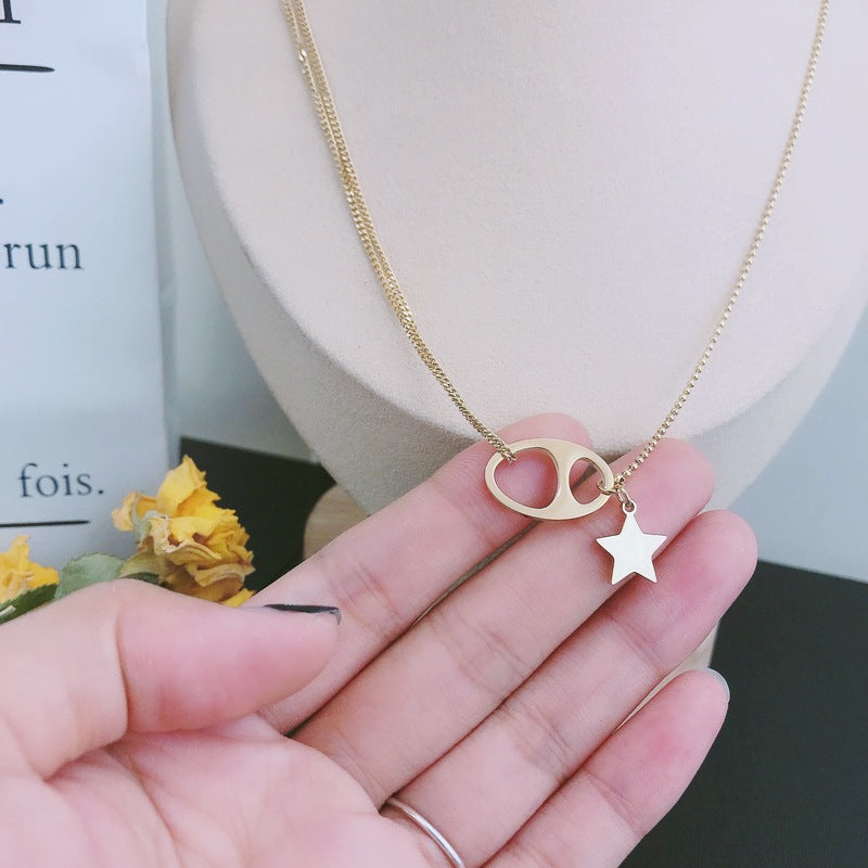 Minimalist Star-Shaped Titanium Steel Necklace for Women with Pig Nose Pendant and Delicate Clavicle Design