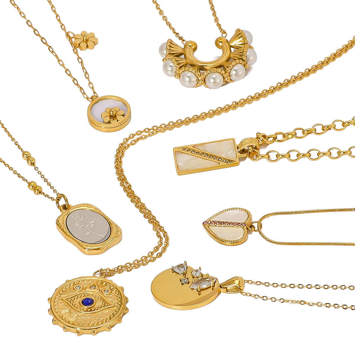 Collana con ciondolo a cuore geometrico vintage in acciaio inossidabile con intarsio di zirconi e madreperla bianca naturale, finitura placcata oro 18 carati