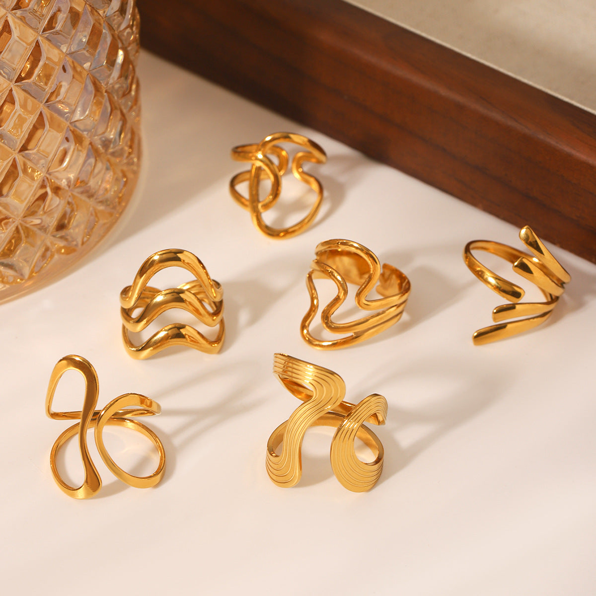 Minimalist Geometric Stainless Steel Ring with 18K Gold Plating for Women Titanium Steel Fade-Resistant Fashion Ring