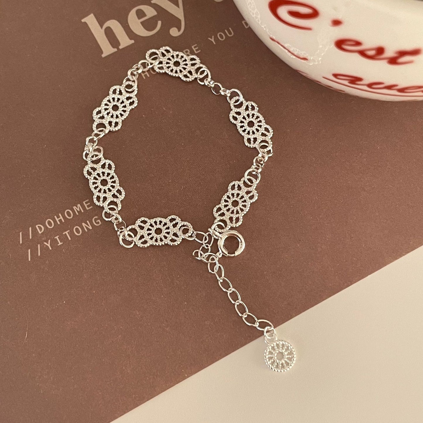 Bracciale in Argento Sterling 925 Placcato Dolce ed Elegante con Motivo Floreale in Pizzo da Donna