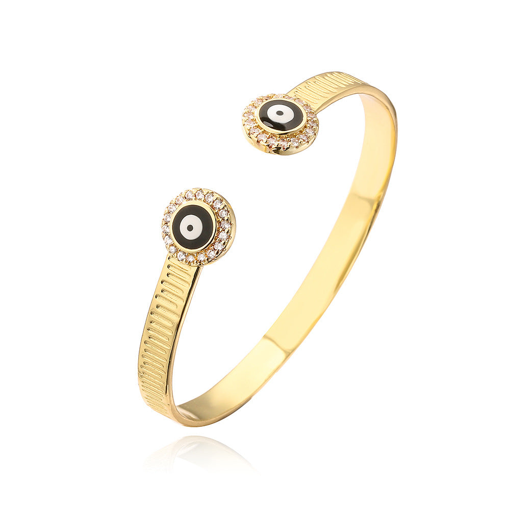 Minimalist Fashion Eye-Shaped Copper Bracelet with 18K Gold Plating and Zircon Inlay for Women