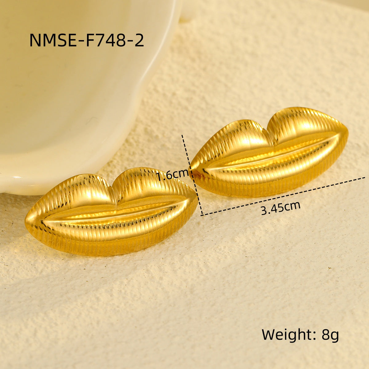 Pendientes de acero inoxidable con forma de labios estilo retro y acabado chapado para mujer