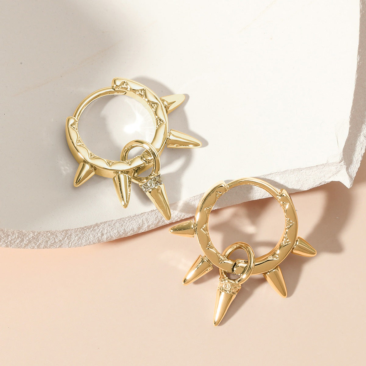 Pendientes de Cobre con Diamantes de Imitación Geométricos y Diseño de Espinas para Mujer, Estilo Fresco y Minimalista