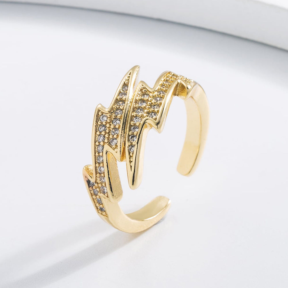 Anello in Rame dalla Forma Geometrica Irregolare con Placcatura in Oro 18K e Zirconi Micro-Incastonati per Donna