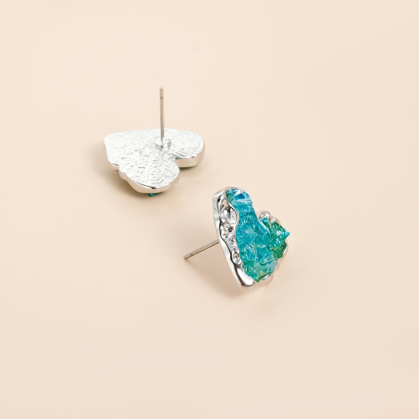 Vintage Geometric Heart-Shaped Zinc Alloy Earrings with Rhinestone Inlay and Plated Finish for Women