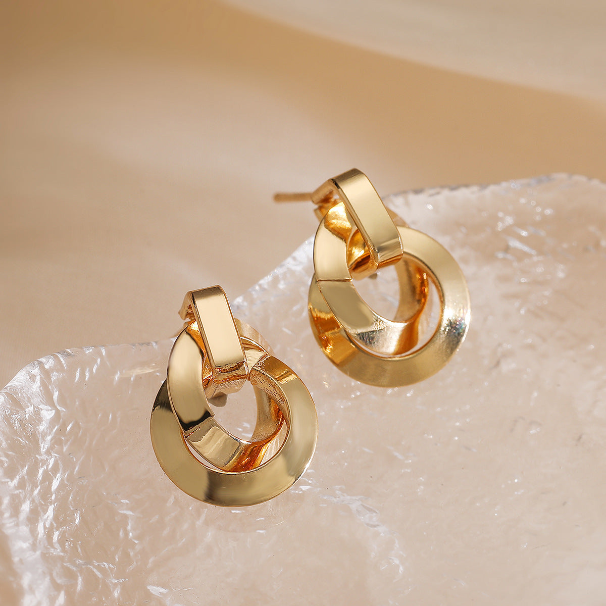 Minimalist Geometric Copper Gold-Plated Hoop Earrings for Women with Irregular Shape Design