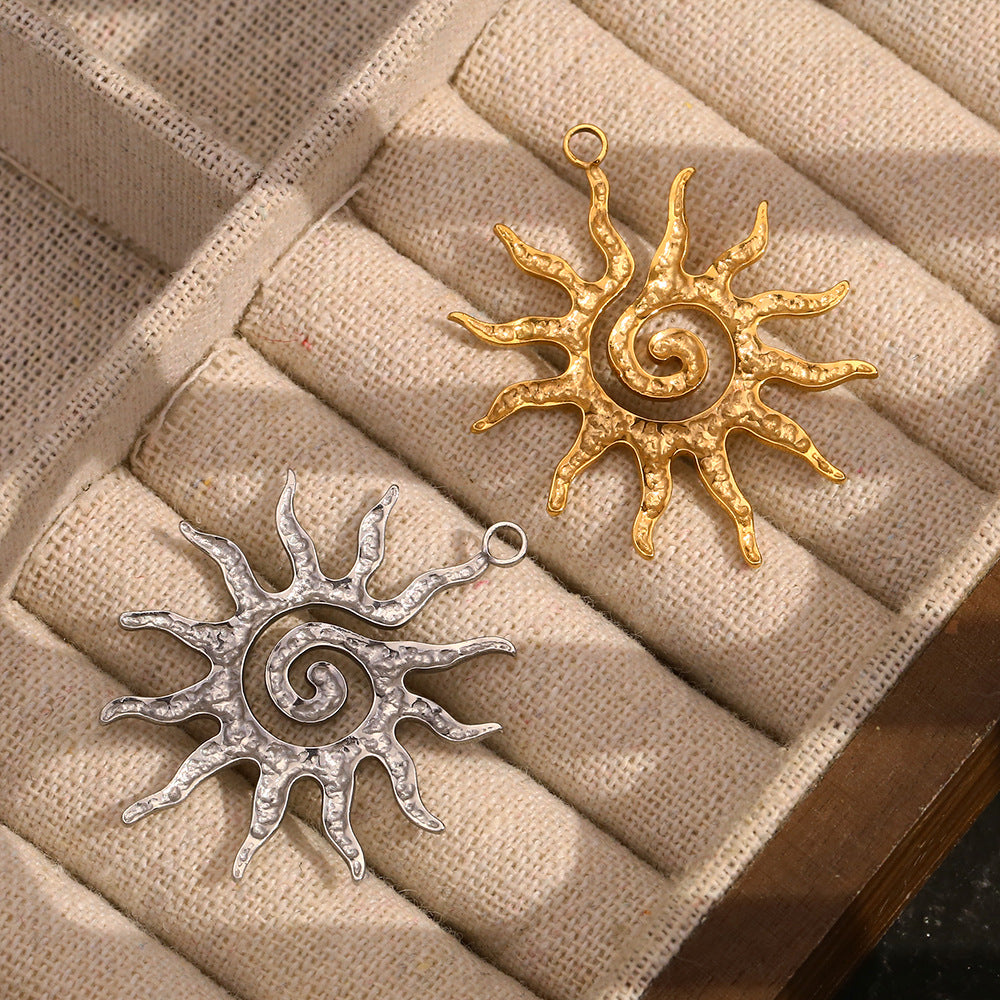 Vintage-Inspired Sun Pendant Necklace in Stainless Steel with 18K Gold Plating for Women