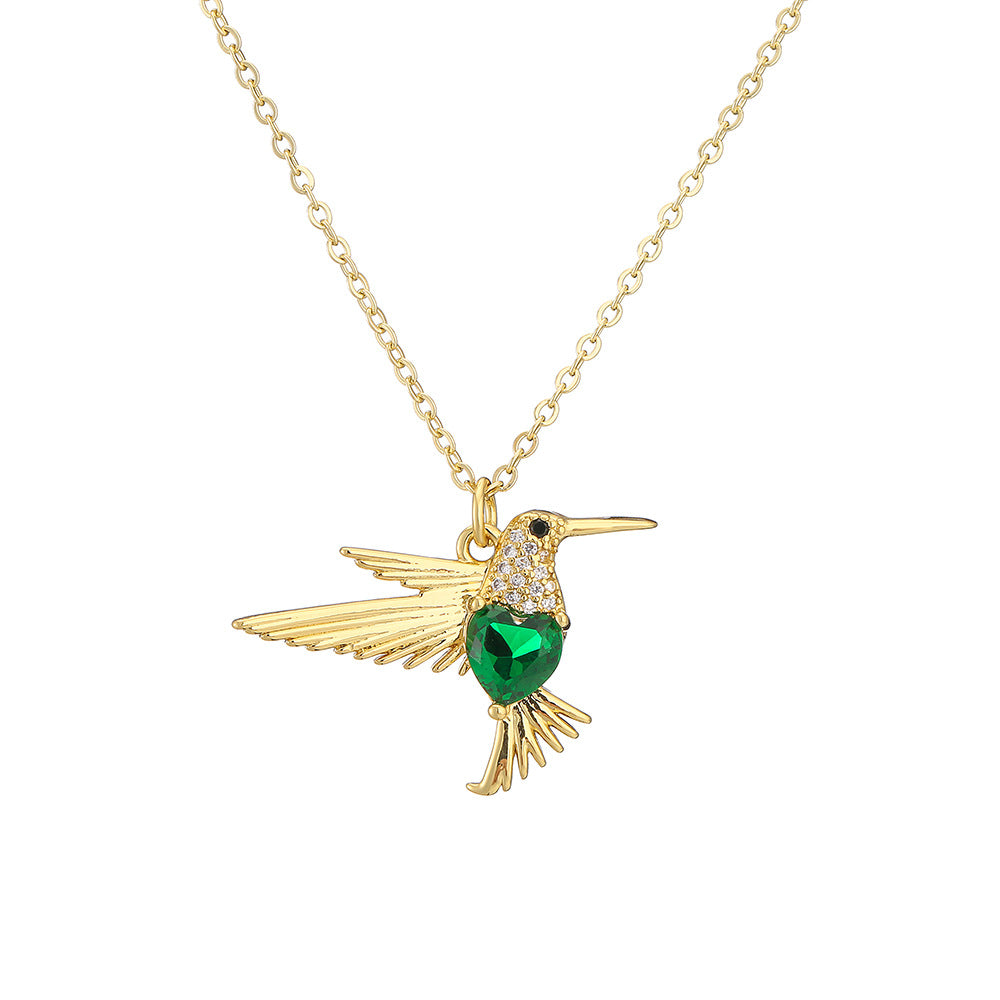 Collana con pendente a cuore minimalista per donne con base in rame placcato in oro 18 carati e intarsi in zirconi
