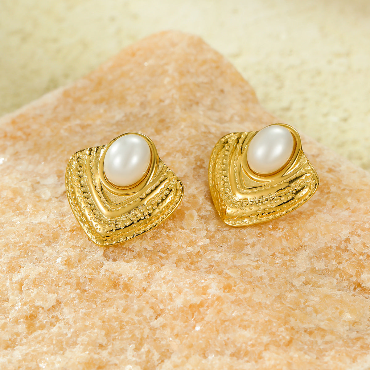 Pendientes Vintage Geométricos de Acero Inoxidable con Textura Perla y Baño de Oro de 18K para Mujer