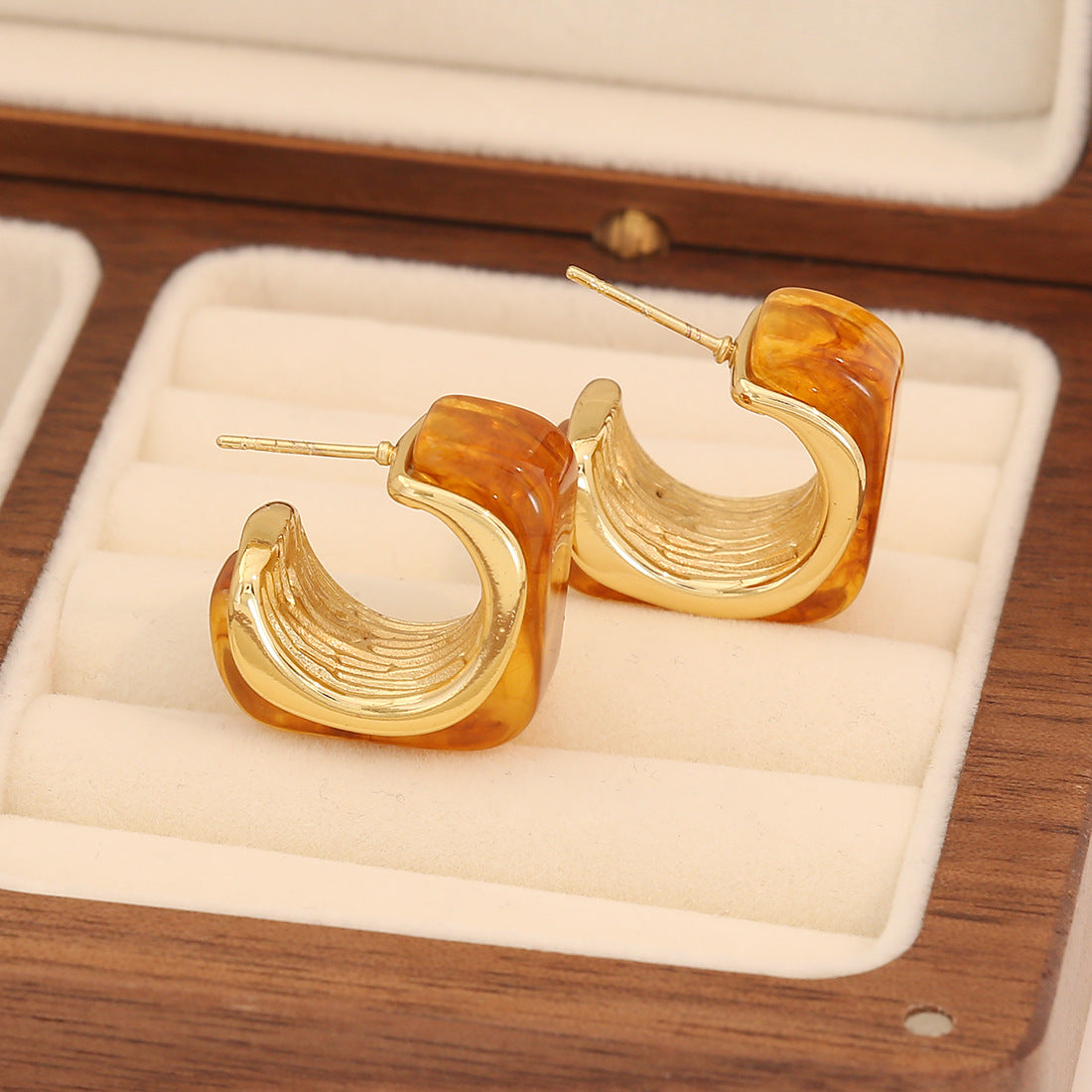 Vintage Geometric Square Resin-Look Earrings for Women Stainless Steel Studs with Plating Finish