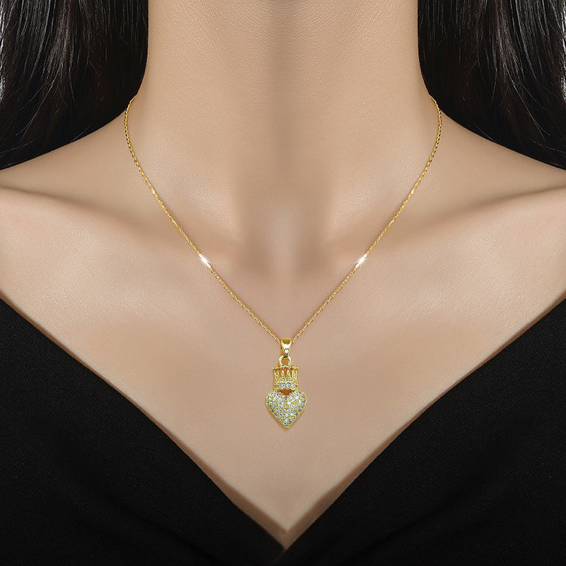 Collana con ciondolo a corona e cuore elegante da donna in acciaio inossidabile, catena a serpente con strass, design geometrico minimalista