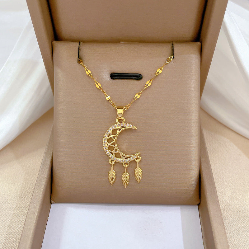 Four-Leaf Clover Rhinestone Pendant Necklace for Women Titanium Steel Irregular Chain Shell Locket Floral Style
