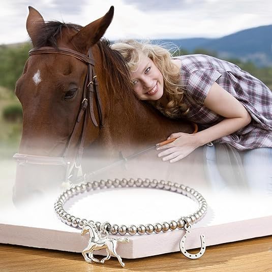 Unisex Zinc Alloy Horse Hoof Charm Bracelet with Elastic Beaded Chain