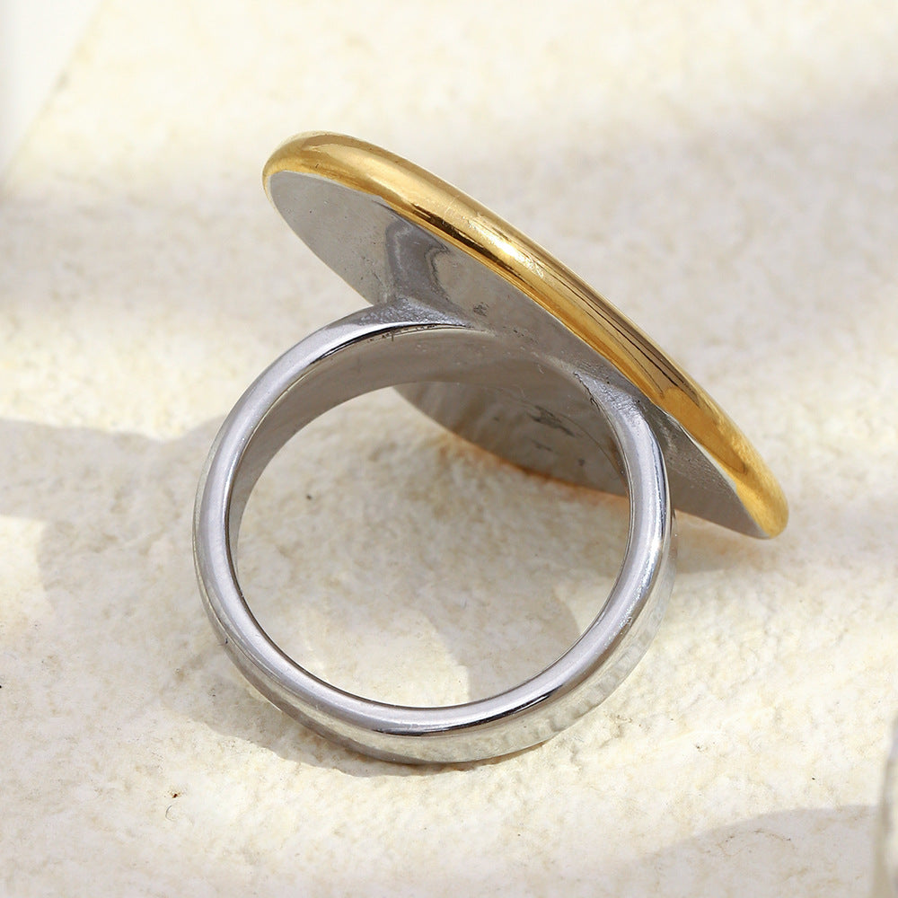 Anello Cuore Inclinato da Donna in Acciaio Inox Placcato Oro 18K Stile Minimalista