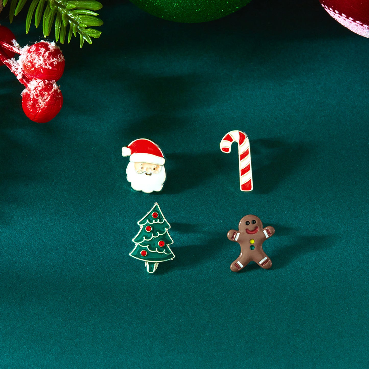 Orecchini a perno natalizi vintage esotici a forma di Babbo Natale, pupazzo di neve e campanella per donna in lega placcata, gioielli per le feste