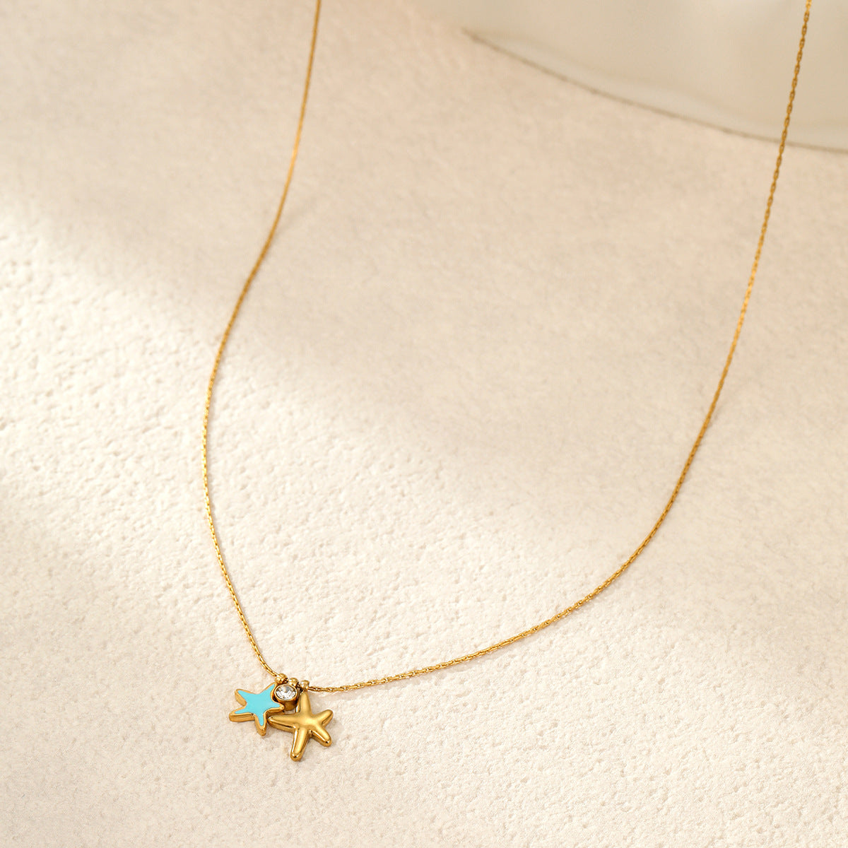 Collana alla Moda con Ciondolo a Stella Geometrica in Acciaio Inossidabile con Placcatura in Oro 18K da Donna, Stile Vacanza Estiva al Mare