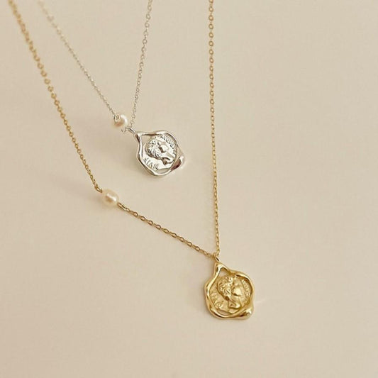 Collana Pendente Ritratti Vintage Minimalista in Argento Sterling 925 con Dettagli di Perle su Catena con Perline